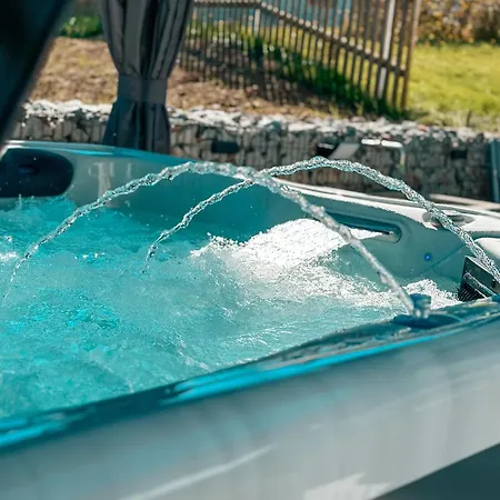 Waldklang-suite アパート バート・ケッツティング