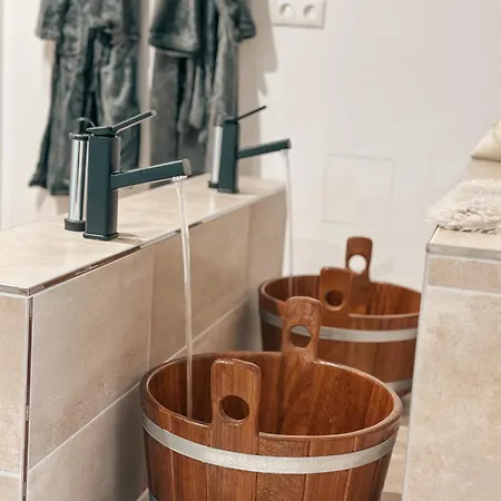 Waldklang-suite * バート・ケッツティング