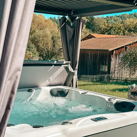 Waldklang-suite アパート バート・ケッツティング