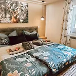 Waldklang-suite باد كوتستينغ
